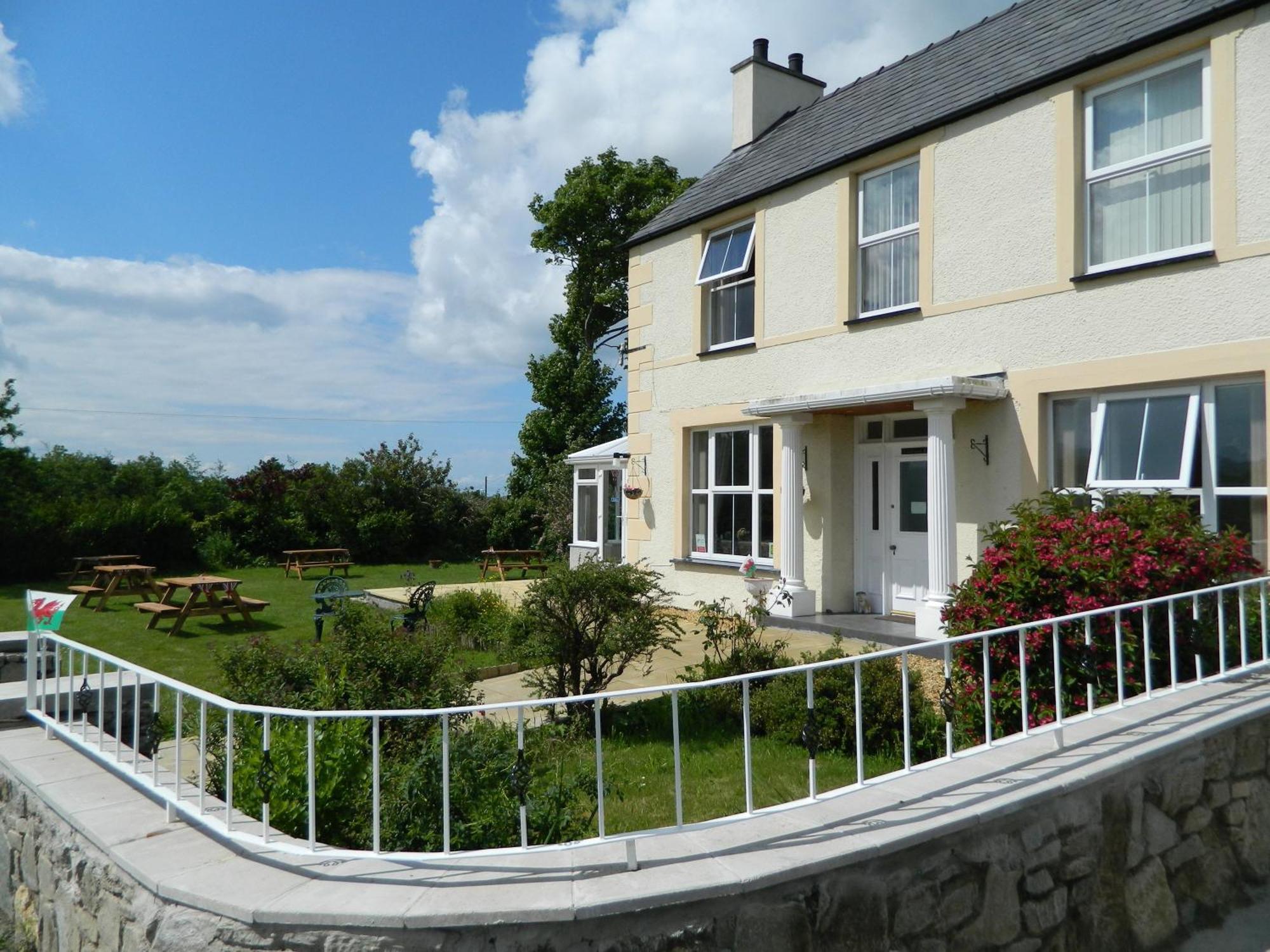 Taldrwst Farmhouse Beaumaris Dış mekan fotoğraf