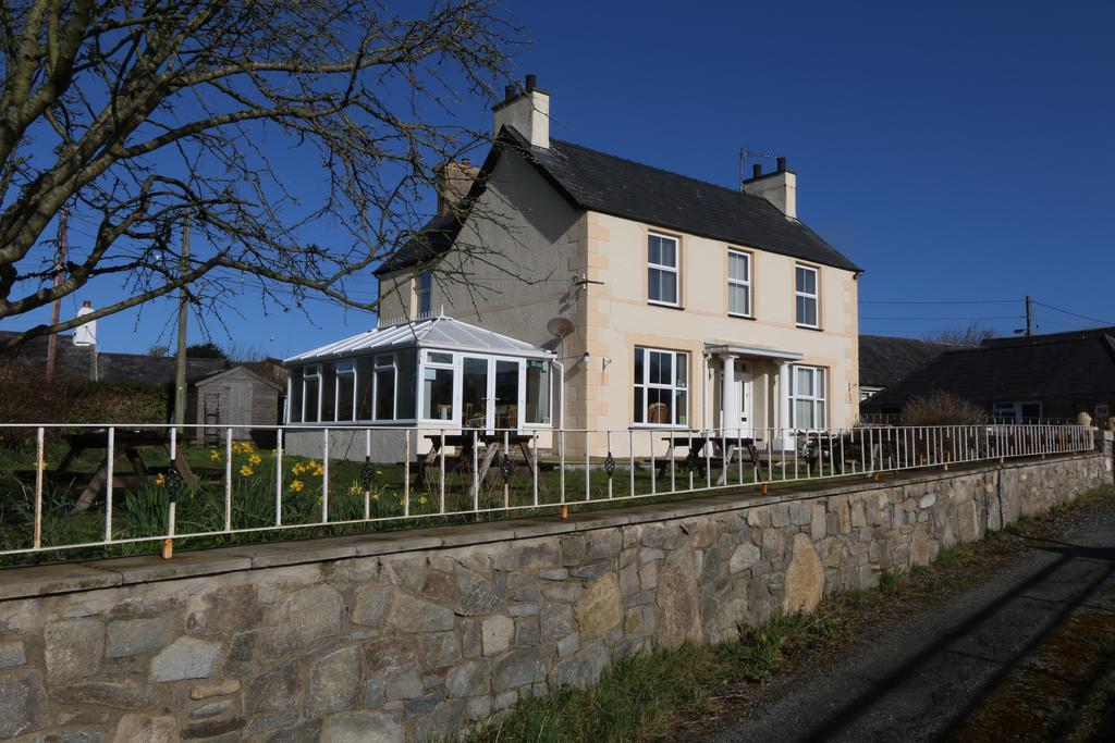 Taldrwst Farmhouse Beaumaris Dış mekan fotoğraf